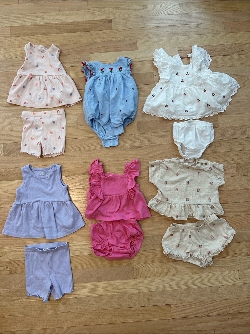 Carters and Little Me Girls Dress & Romper Bundle size 12 month